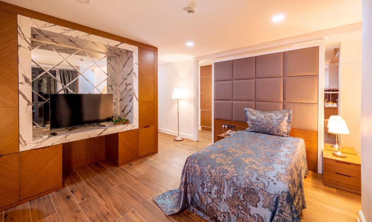 Novel Centre Point Hotel Famagusta  Esterno foto